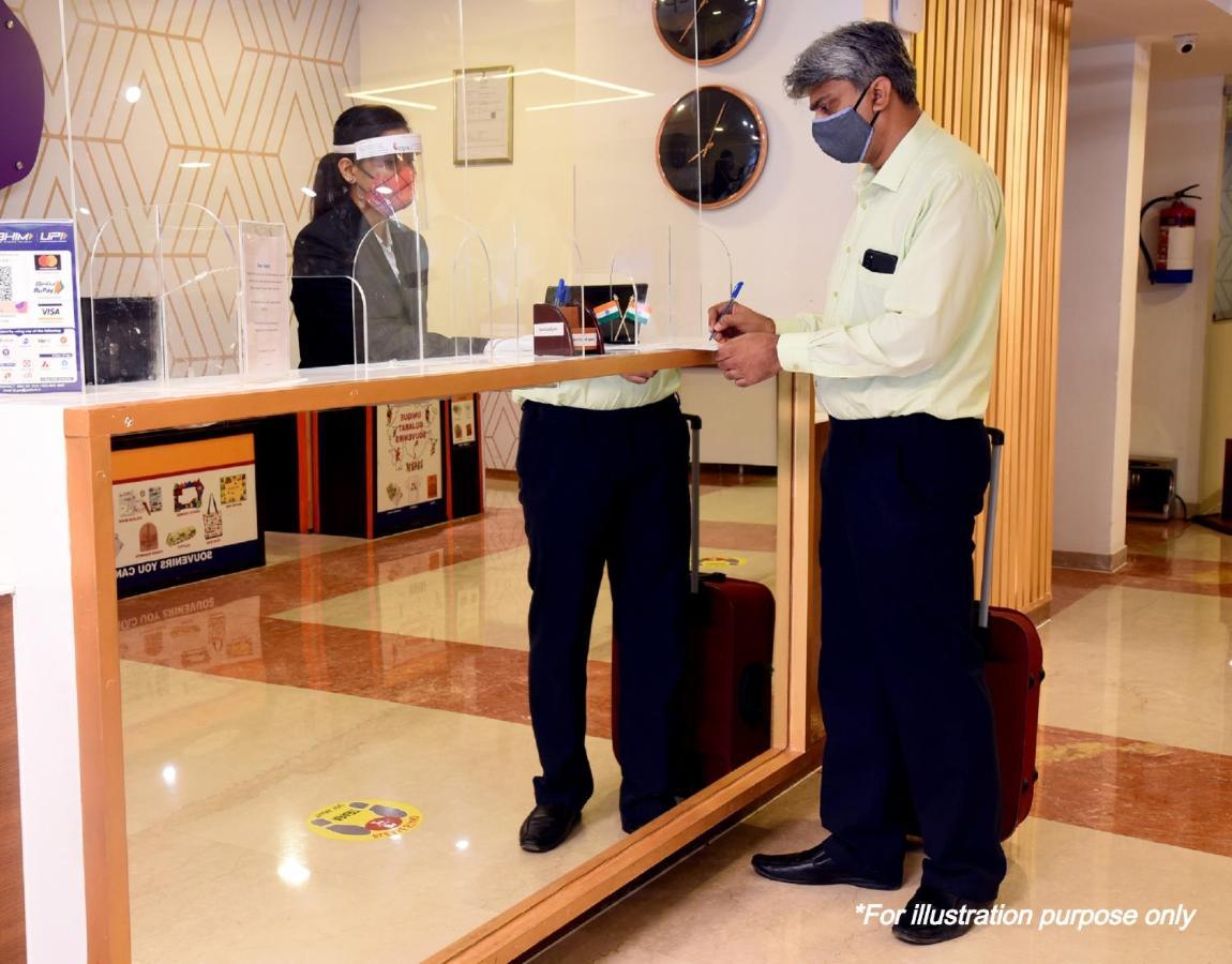 Oyo 75956 Hotel Grand Rourkela Bagian luar foto